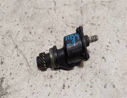 Насос вакуумный для VOLKSWAGEN Passat B4 (1993—1997)  запчасти бу