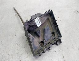 Крепление АКБ (корпус / подставка) для VOLKSWAGEN Polo V (2009—2015)  запчасти бу