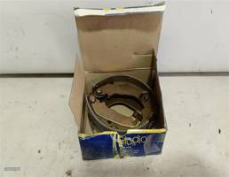 Колодки тормозные задние барабанные км-т для Ford Escort V рестайлинг (1991—1996)  запчасти бу