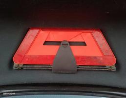 Знак аварийной остановки для Audi A6 C6 (2004—2008)  запчасти бу