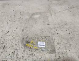 Стекло двери задней правой (форточка) для VOLKSWAGEN Polo III (1994—2002)  запчасти бу