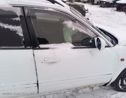 Дверь передняя правая для Suzuki Cultus Wagon II рестайлинг (1998—2002)  запчасти бу