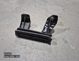 Направляющая стекла двери задней правой для Peugeot 3008 I рестайлинг (2013—2016)  запчасти бу