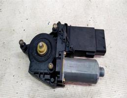 Моторчик ЭСП переднего правого для VOLKSWAGEN Passat B5 (1996—2001)  запчасти бу