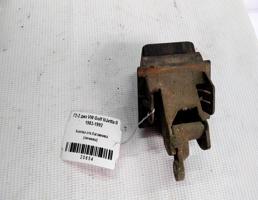 Кнопка открывания багажника личинка для VOLKSWAGEN Golf Mk2 (1983—1992)  запчасти бу