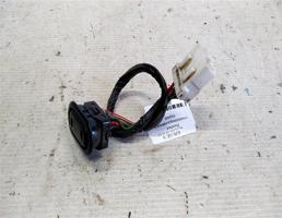 Кнопка ЭСП переднего для Mazda 626 GE 92-97г  запчасти бу