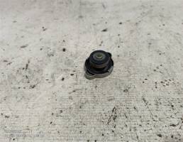 Крышка радиатора для Nissan Maxima A32 (1994—2000)  запчасти бу