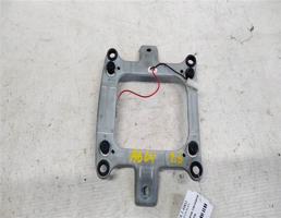 Кнопка подачи сигнала с руля для Audi A6 C4 (1994—1997)  запчасти бу