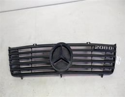 Решетка радиатора для Mercedes-Benz Sprinter W901-905 (1995—2006)  запчасти бу