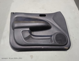 Обшивка двери передней левой для Honda HR-V GH (1998—2001)  запчасти бу