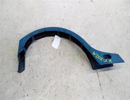 Накладка на петлю багажника для Mercedes-Benz C-класс W202/S202 (1993—1997)  запчасти бу