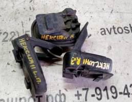 Крючок двери левой для Daewoo Nexia I (1995—2008)  запчасти бу