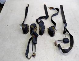 Ремень безопасности+ответ часть км-т для Audi 90 B2 (1984—1987)  запчасти бу