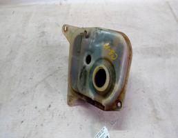 Бачок расширительный ДВС для Audi 100 C3 (1982—1988)  запчасти бу