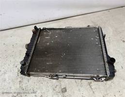 Радиатор основной для Audi 80 B4 (1991—1996)  запчасти бу