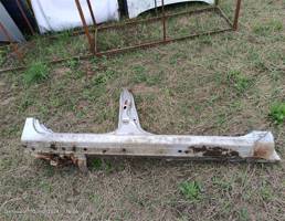 Порог со стойкой правый для Nissan Maxima A33 (1999—2006)  запчасти бу