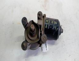 Моторчик стеклоочистителя передний для Mazda 626 GC (1982—1987)  запчасти бу