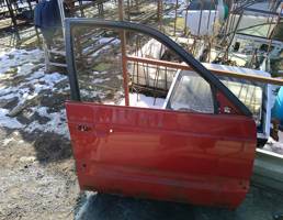 Дверь передняя правая для VOLKSWAGEN Passat B3 (1988—1993)  запчасти бу