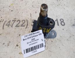 Датчик распредвала для Mercedes-Benz E-класс W210/S210 (1995—1999)  запчасти бу