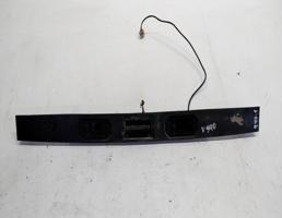 Накладка на крышку багажника для Volvo 940 I (1988—1998)  запчасти бу