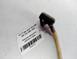 Форсунка омывателя стекла лобового для Audi 100 C3 (1982—1988)  запчасти бу