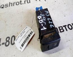 Кнопка обогрева стекла заднего для Mazda 626 GD (1987—1996)  запчасти бу
