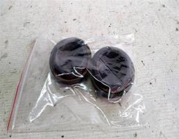 Заглушка обшивки для Mitsubishi Pajero I (1982—1991)  запчасти бу