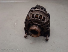 Генератор для Renault Logan II (2012—2018)  запчасти бу