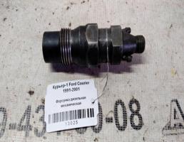 Форсунка дизельная механическая для Ford Courier I (1991—2002)  запчасти бу