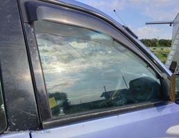 Стекло двери передней правой для Toyota Lite Ace Noah I рестайлинг (1998—2001)  запчасти бу