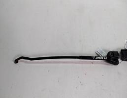 Поводок стеклоочистителя переднего для Audi 100 C3 (1982—1988)  запчасти бу