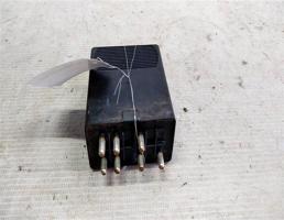 Реле для Mercedes-Benz E-класс W124/S124/C124/A124 (1984—1997)  запчасти бу