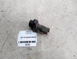 Датчик давления масла для Peugeot 308 I рестайлинг (2011—2015)  запчасти бу