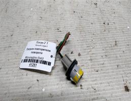 Патрон повторителя поворота для Renault Logan I (2004—2009)  запчасти бу