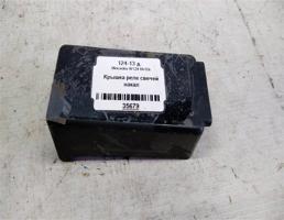 Крышка реле свечей накаливания для Mercedes-Benz E-класс W124/S124/C124/A124 (1984—1997)  запчасти бу