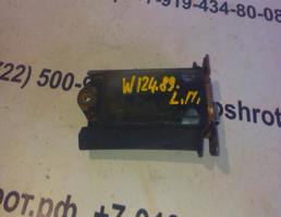 Ограничитель двери для Mercedes-Benz E-класс W124/S124/C124/A124 (1984—1997)  запчасти бу