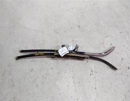 Молдинг стекла кузова глухого заднего правого для Audi 80 B2 (1978—1986)  запчасти бу