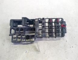 Колодка под реле для Mercedes-Benz C-класс W202/S202 (1993—1997)  запчасти бу