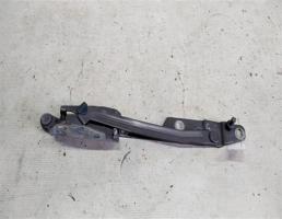 Петля крышки багажника левая для Audi A6 C4 (1994—1997)  запчасти бу