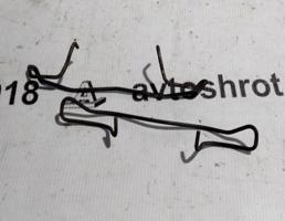 Пружинка суппорта переднего для VOLKSWAGEN Passat B5 (1996—2001)  запчасти бу