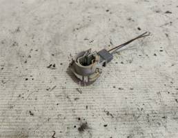 Патрон заднего вунтреннего фонаря для Audi A6 C4 (1994—1997)  запчасти бу