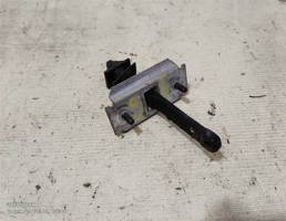 Ограничитель двери передней для Mazda Millenia I рестайлинг (2000—2003)  запчасти бу