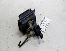 Кнопка открывания багажника личинка для Opel Omega A (1984—1994)  запчасти бу