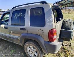 Крыло заднее левое для Jeep Cherokee KJ 01-04г  запчасти бу