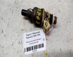 Форсунка инжекторная эл для Mitsubishi Pajero I (1982—1991)  запчасти бу