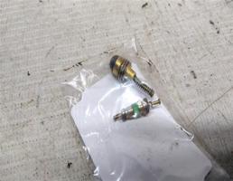 Золотник заправочный для Ford Mondeo II (1994—2001)  запчасти бу