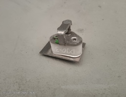 Ответная часть замка двери для Land Rover Defender I рестайлинг (2007—2016)  запчасти бу