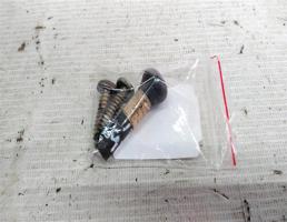 Фиксатор кнопка замка двери для Audi 80 B2 (1978—1986)  запчасти бу