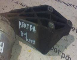 Кронштейн КПП левый для Opel Vectra B (1995—2000)  запчасти бу