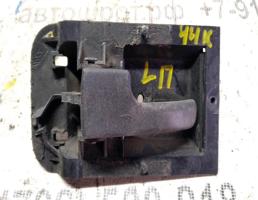 Крючок двери передней левой для Audi 100 C3 (1982—1988)  запчасти бу